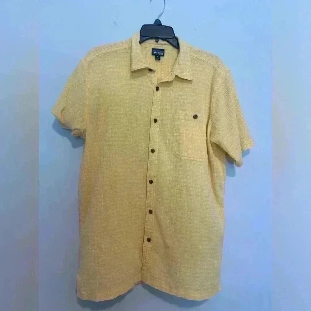 Patagonia Womens organic Cotton Button Up Blouse Size XL Yellow